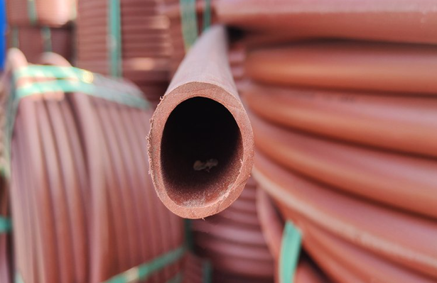 积石山电力行业使用的RPE阻燃穿线管有哪些标准？